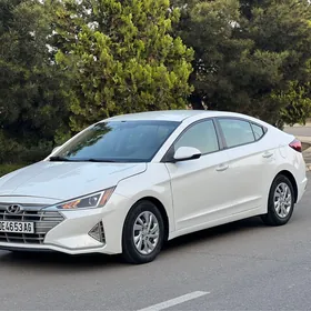 Hyundai Elantra 2020