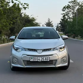 Toyota Corolla 2015