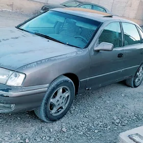 Toyota Avalon 1999
