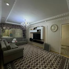 ARENDA  11 MKR 3 KOMNAT