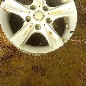 b m w   15 lik diska