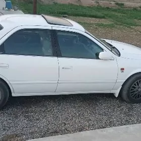 Toyota Camry 1999
