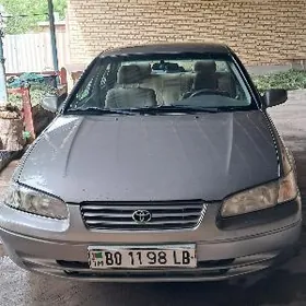 Toyota Camry 1998