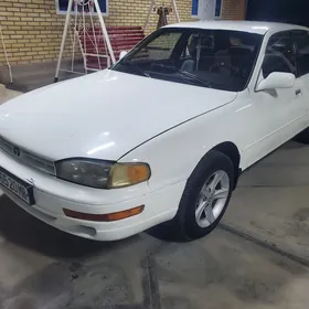 Toyota Camry 1993