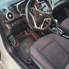 Chevrolet Sonic 2020