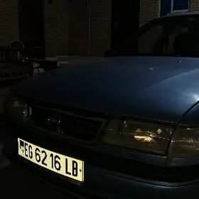 Opel Vectra 1993