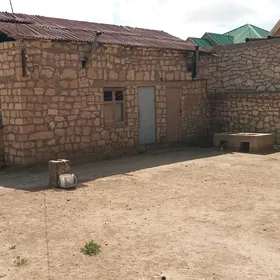 Akdaşda jaý satlyk