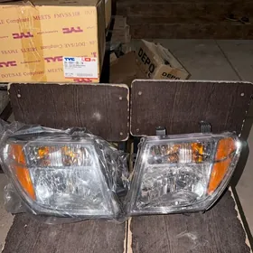 Nissan Frontier PICKUP Fara