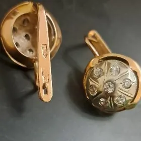 gyzyl gadymy gulakalka