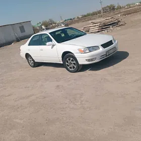 Toyota Camry 2000