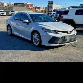 Toyota Camry 2022
