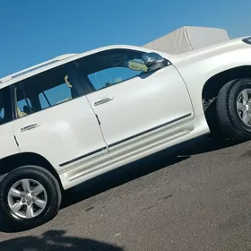 Toyota Land Cruiser Prado 2014