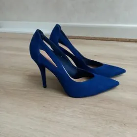 Женская обувь