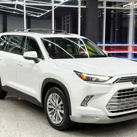 Toyota Grand Highlander 2024