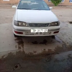 Toyota Corona 1995