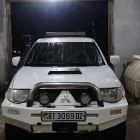 Mitsubishi L200 2008
