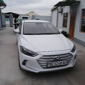 Hyundai Elantra 2018