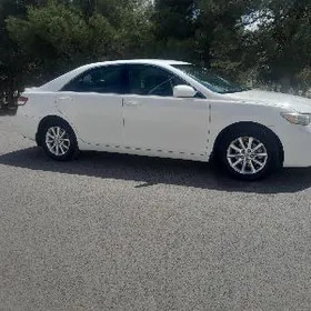 Toyota Camry 2010