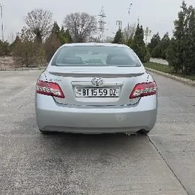 Toyota Camry 2010