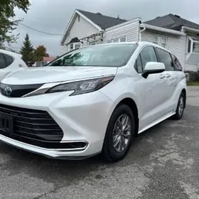 Toyota Sienna 2024