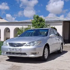Toyota Camry 2005