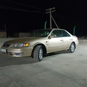 Toyota Camry 2001