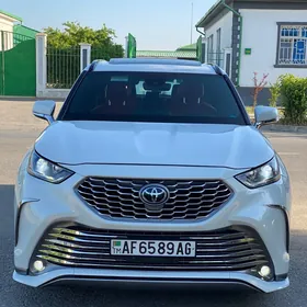 Toyota Highlander 2020