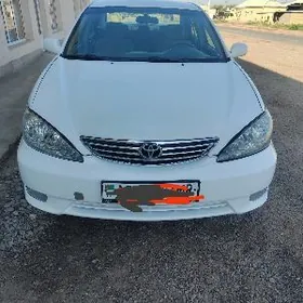 Toyota Camry 2005
