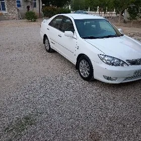 Toyota Camry 2004