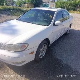 Infiniti I30 2000
