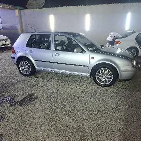 Volkswagen Golf 2001