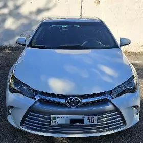 Toyota Camry 2017