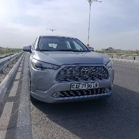 Toyota Corolla Cross 2023