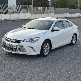 Toyota Camry 2016