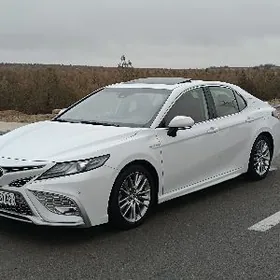 Toyota Camry 2022