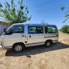 Toyota Hiace 1988