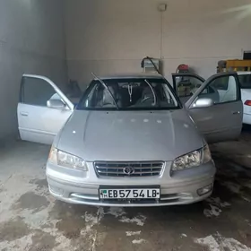 Toyota Camry 2000