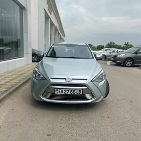 Toyota Yaris 2021