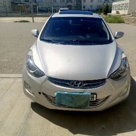 Hyundai Elantra 2011