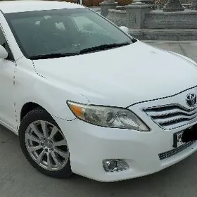 Toyota Camry 2010