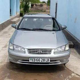 Toyota Camry 1999