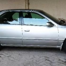 Toyota Camry 2000