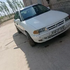 Opel Astra 1996