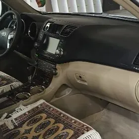 Toyota Highlander 2012