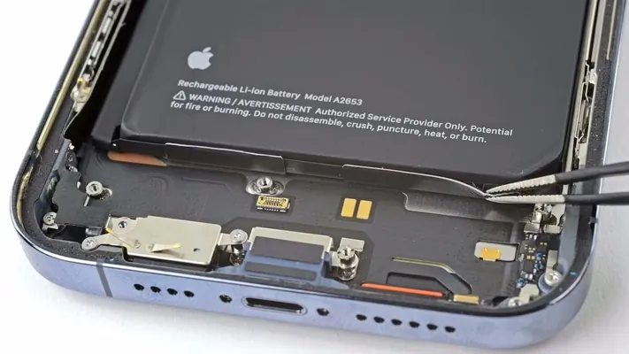 С 2027 года в Евросоюзе запретят смартфоны и планшеты без съемных аккумуляторов