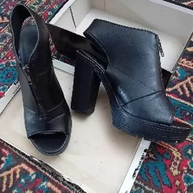 босоножки 39раз