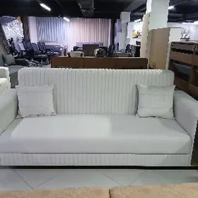Diwan Nagyş model.Диван