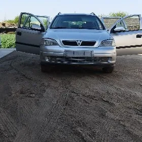 Opel Astra 2000