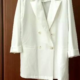 Пиджаки М размер