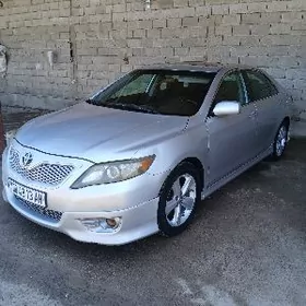 Toyota Camry 2011